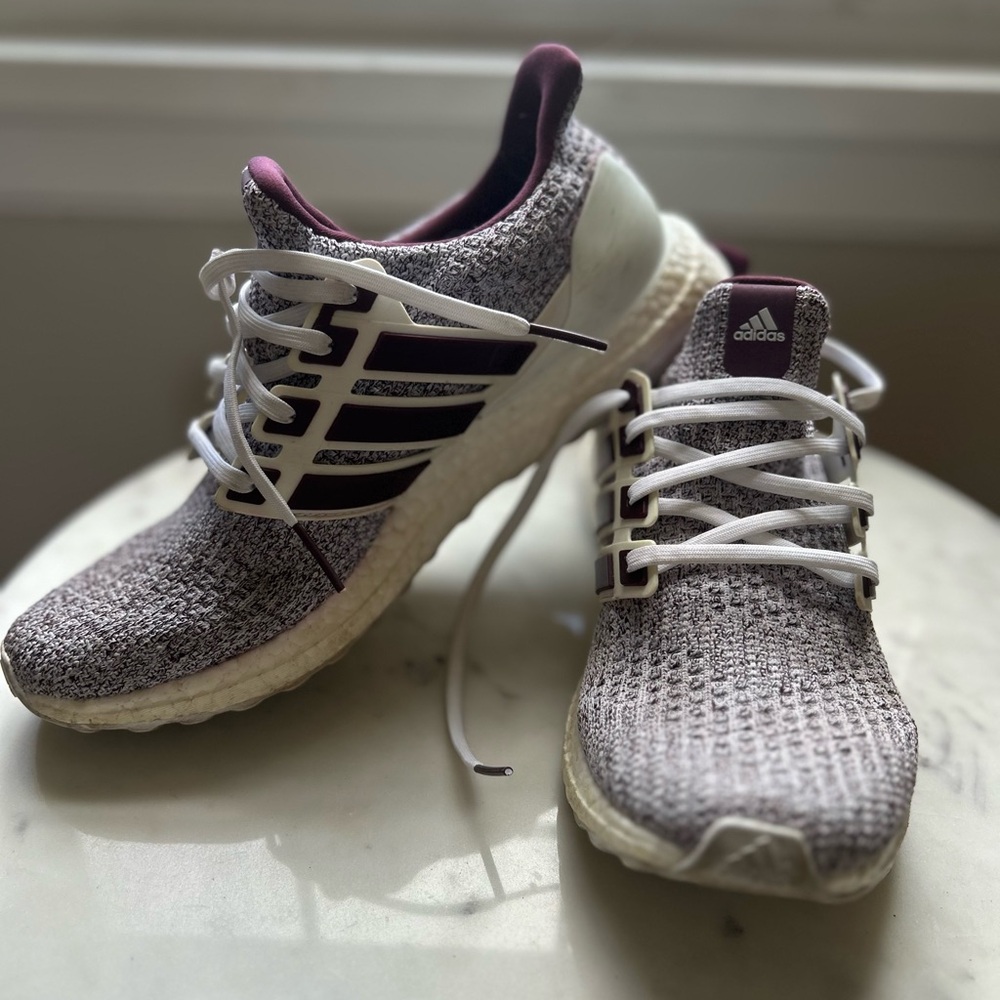 Adidas Men’s White/Burgundy Ultraboost Running Show